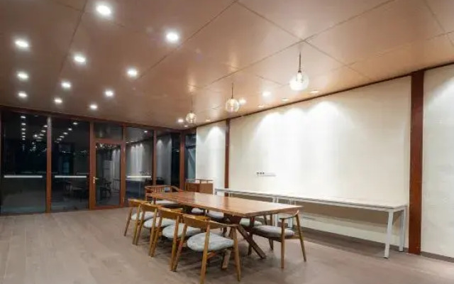 Anji Xiaoyaogu | Suye Huijing · Canyon Pool Vacation Boutique Stay