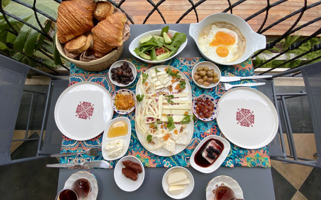 9 Alacati Boutique Hotel