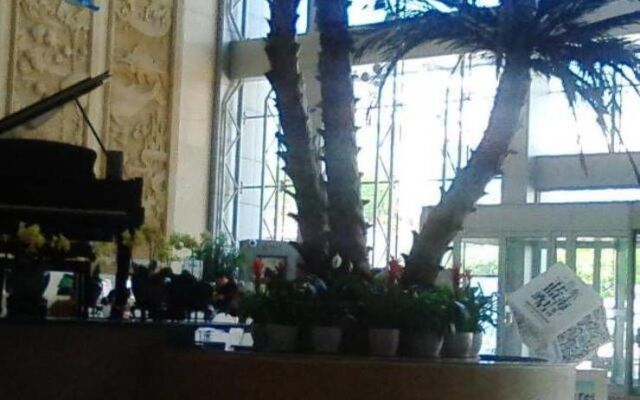 Qingdao Blue Horizon Marina Gold Hotel