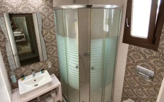 Irini Hotel