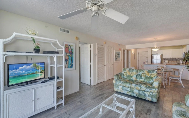 Pelican Beach 0413 2 Bedroom Condo by Pelican Beach Management