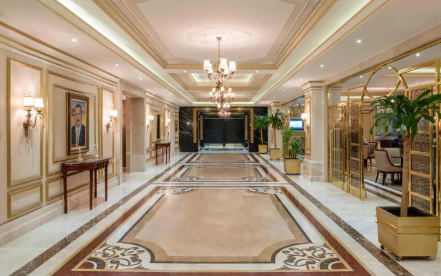 Elite World Van Hotel 5*
