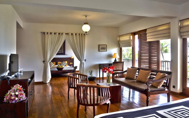 Weligama Bay Resort