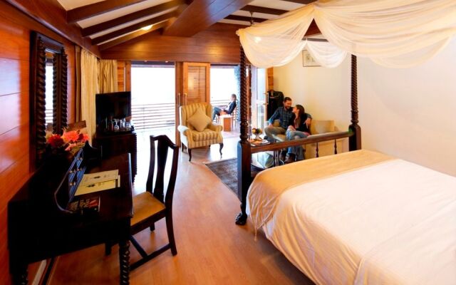 Manu Allaya Spa Resort