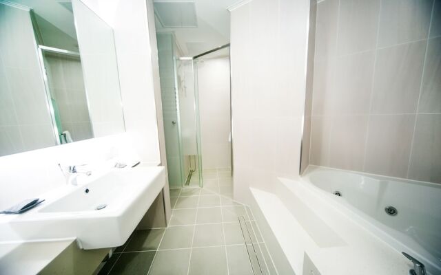 Grandhillstone Hotel