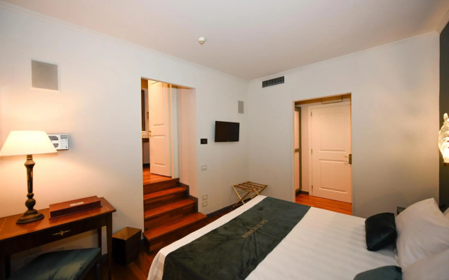 The Tuscanian Hotel