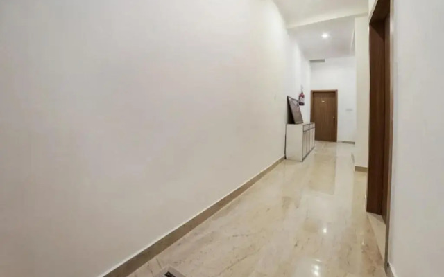 Hotel Arrow 19 by OYO Rooms