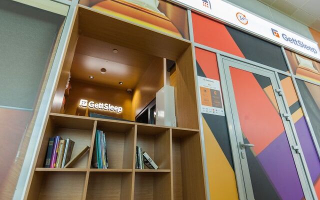 Capsule Hotel GettSleep Sheremetyevo