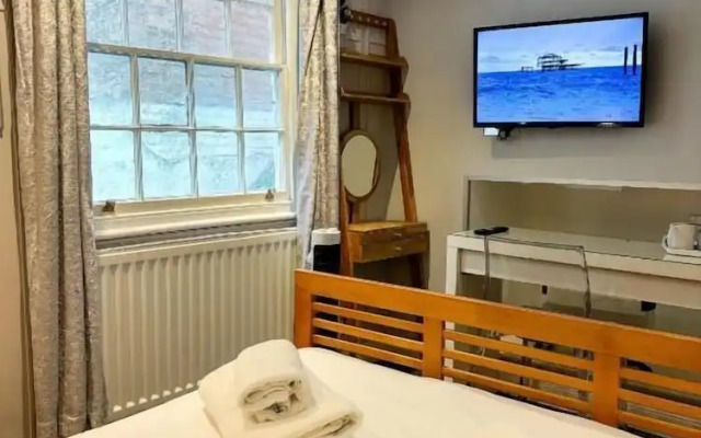 V Rooms Brunswick Square