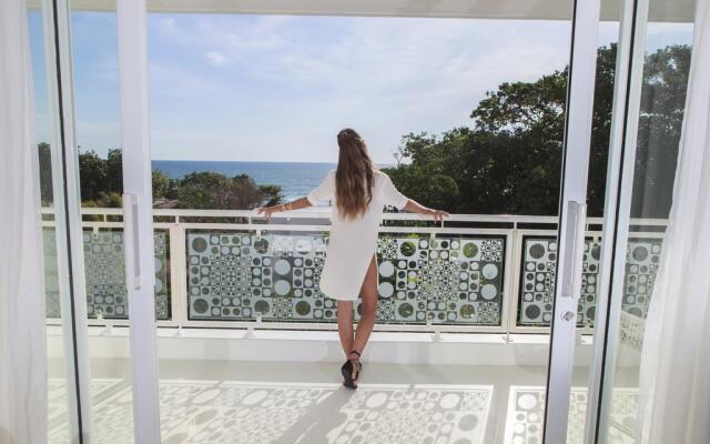 Luna2 Seminyak Bali