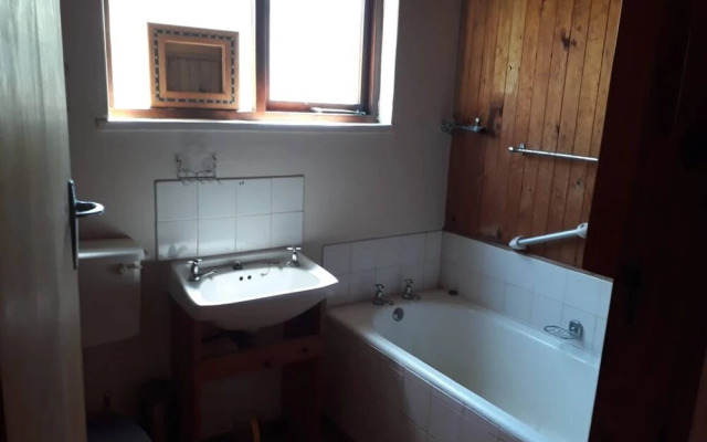 Holiday House Close To The Beach And Lagoon