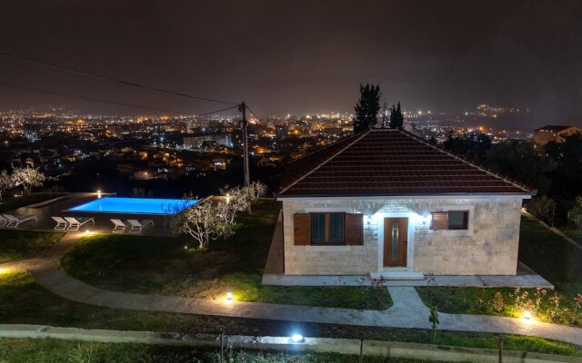 Uphill Glavanovic Pool Villa