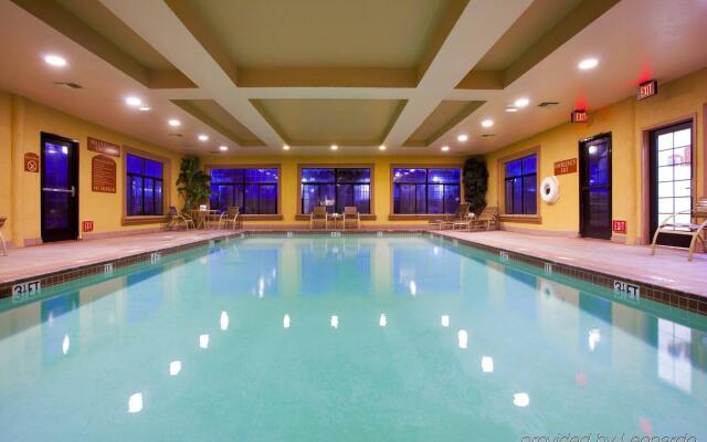 Holiday Inn Express Hotel & Suites Hesperia by IHG