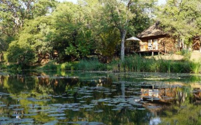 Zenzele River Lodge
