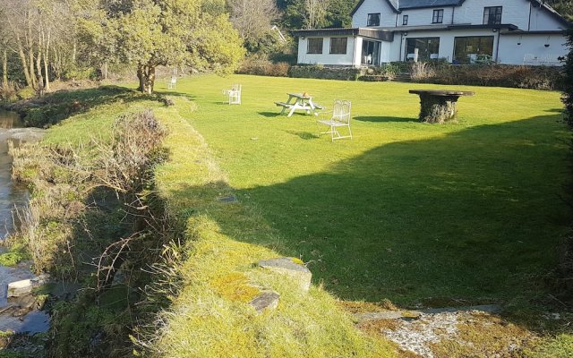 Dolbrodmaeth Riverside B&B