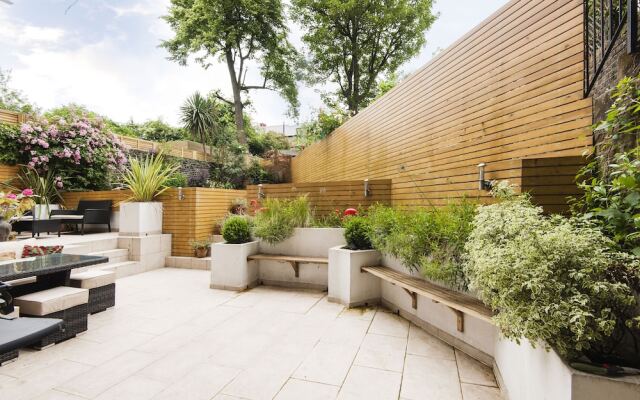Beautiful Battersea Home by Clapham Junction