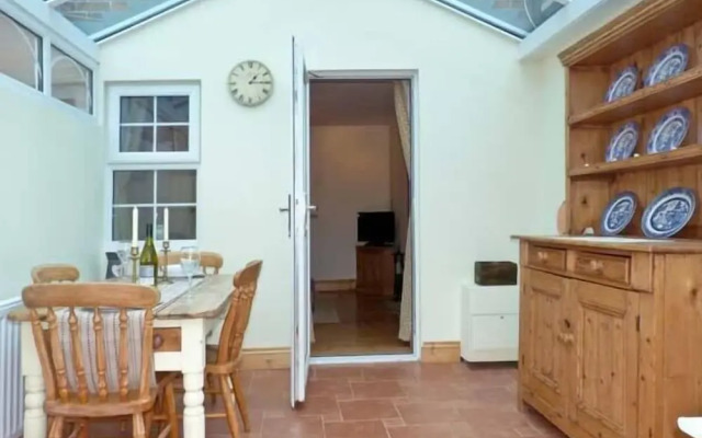 3 Apsley Cottages