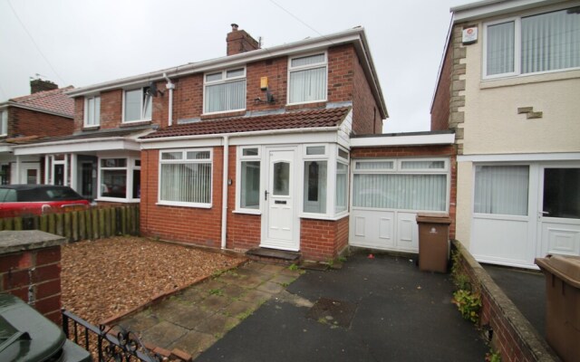65 Tynedale Avenue - Holiday Home