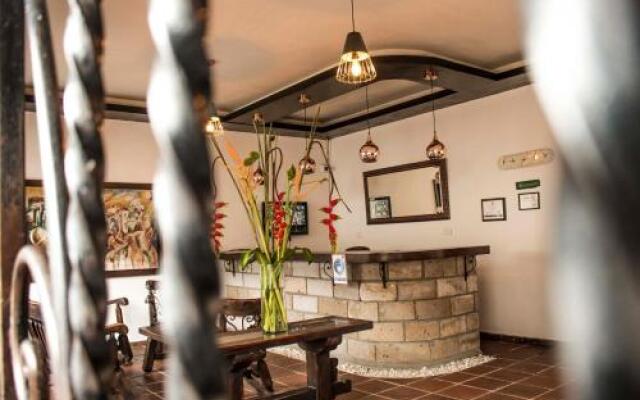 Hotel Los Portales