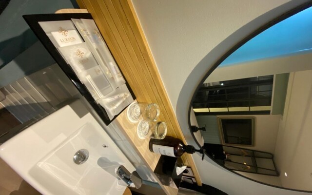 Luxeur Jakarta - Setiabudi