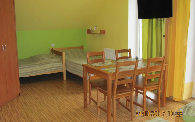 Biały Domek (blisko tężni)