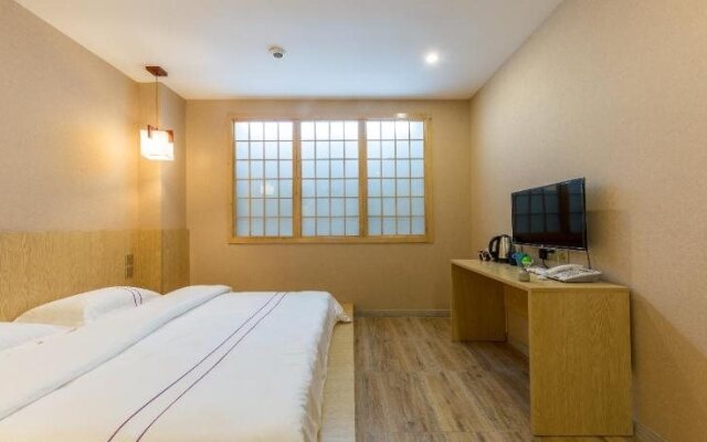Meng Zhi Fan International Hostel