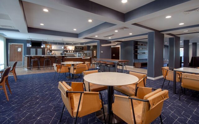 Courtyard by Marriott Cincinnati Airport