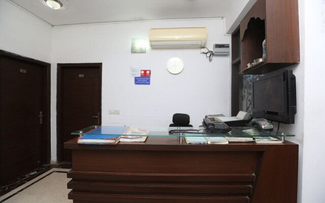 OYO 22311 Corple Stays