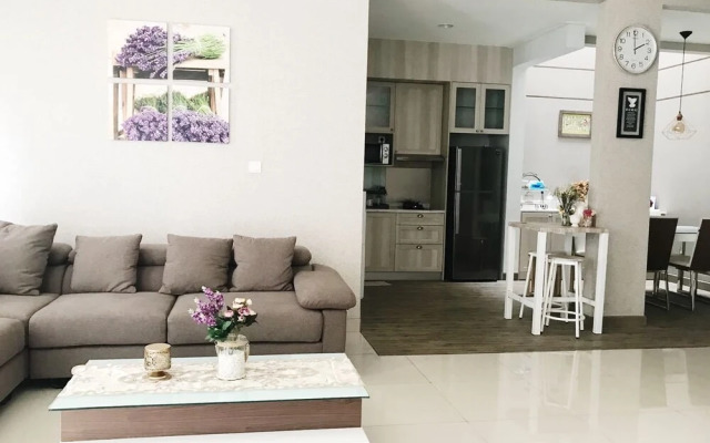 Kelapa Gading House