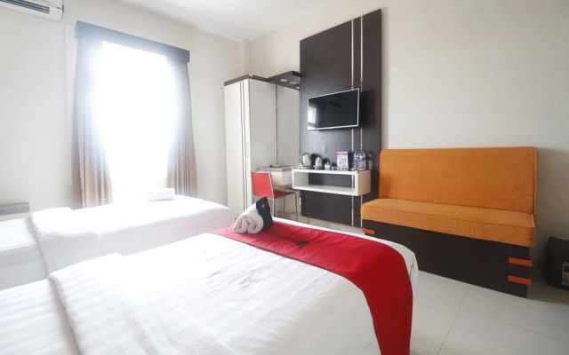 RedDoorz Plus near Universitas Negeri Makassar