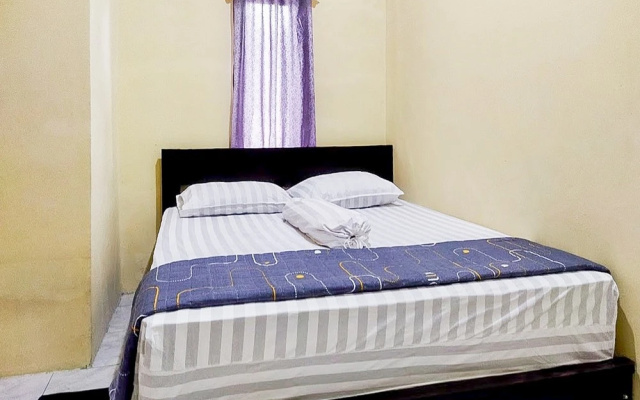 RedDoorz @ Morowali Sulawesi Tengah – Guest Rooms – Keurea