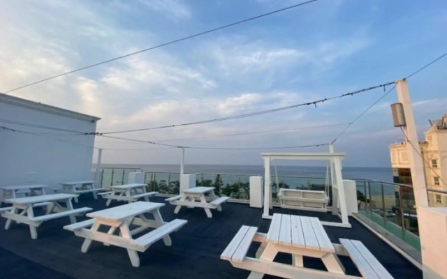 Gangneung Big Island Pension