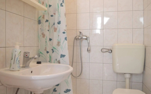 Sea View Apartment Leda In Center