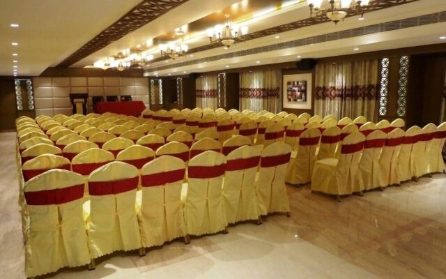 Hotel Ashwa Park