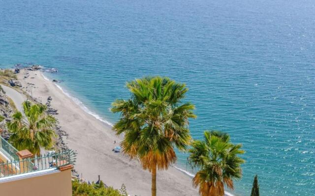 Casa Ventanas al Mediterraneo Nerja by Ruralidays