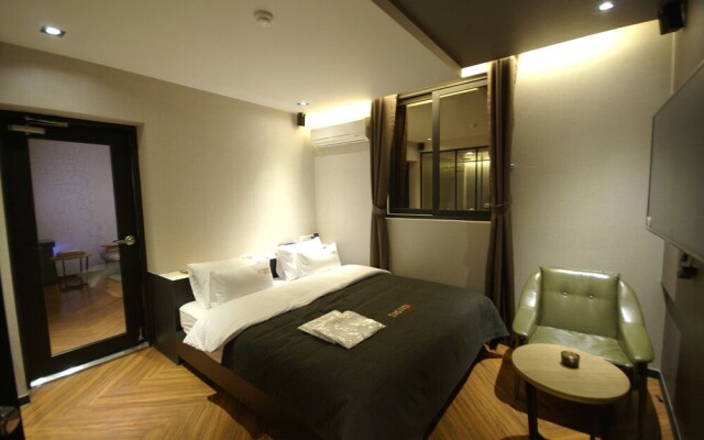 Busan Yeonsan Togok 2 Heaven