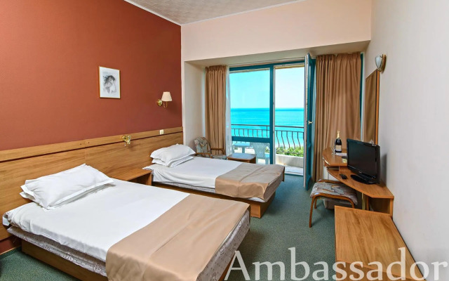Hotel Ambassador - Free Parking