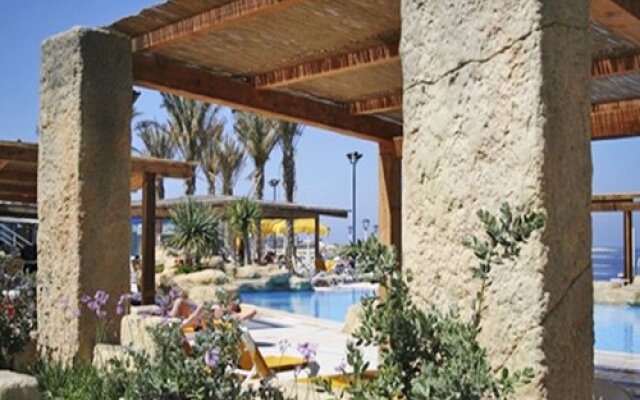Suncrest Beach Vacation Club, Qawra, Malta