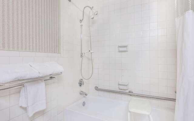 Ramada by Wyndham Macon