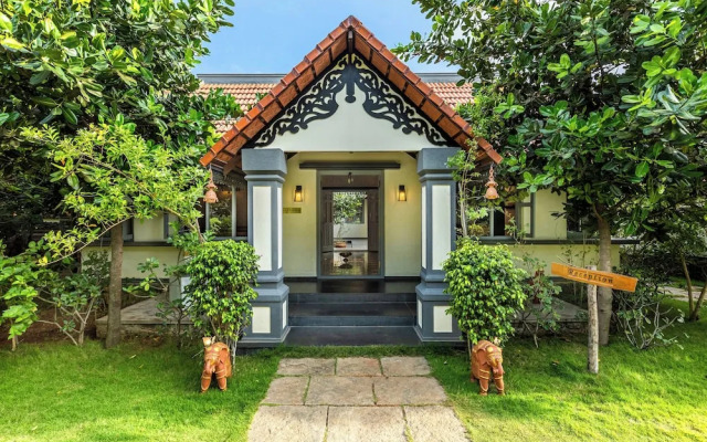 Sterling Hibis Vellore