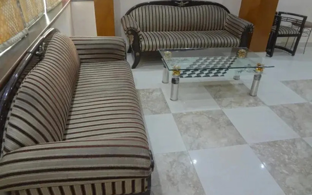 Hotel Citi Residenci