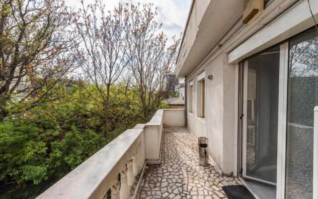 The Lincoln Suites - Central Shabbat Friendly Apartments