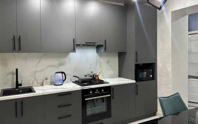 Aura на улице Весенняя 21Ж