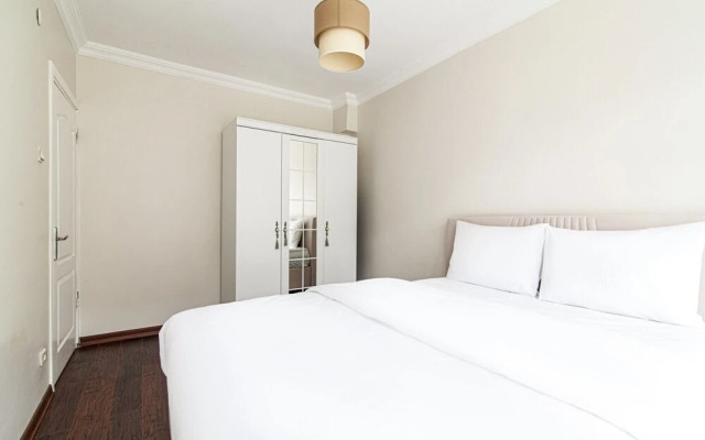 Comfy Flat With Balcony in Uskudar