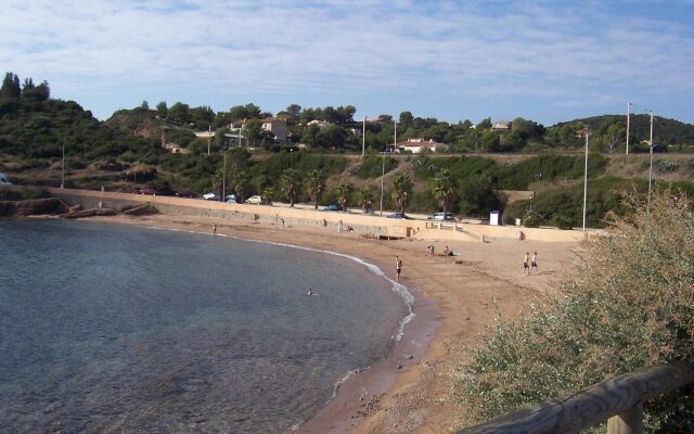 Apartment With one Bedroom in Agay Saint-raphaël, With Wonderful sea V