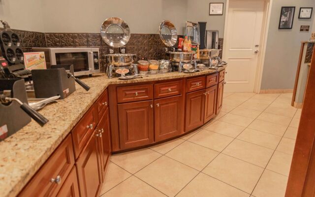 Best Western Plus Westgate Inn & Suites