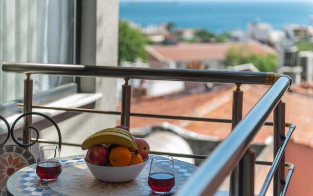 Blue Marmara Suites