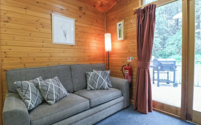 Oak Lodge