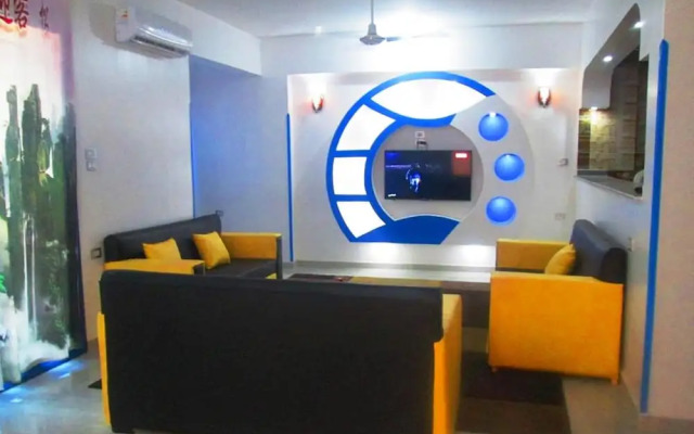 Moon Valley Apartments