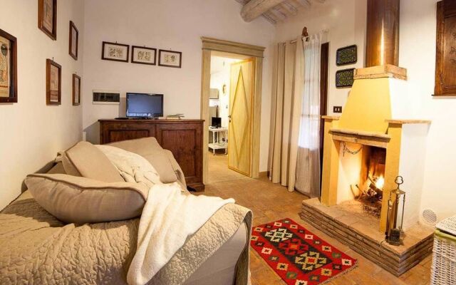 Borgo di campagna Il Tesoro
